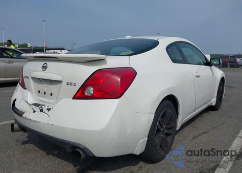 2010 Nissan Altima 2.5 S z USA, uszkodzony, nr VIN 1N4AL2EP9AC163376